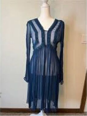 Sundance Navy Blue Crochet-Trim Sheer OverDress Size 6
